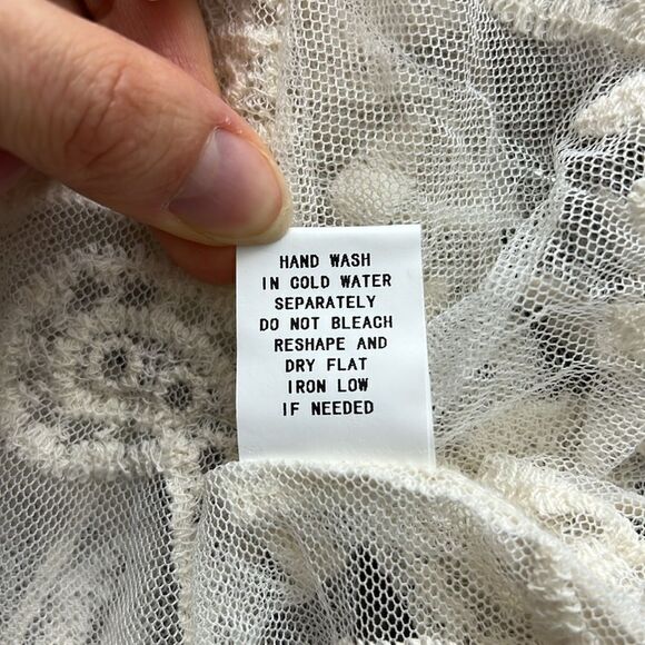 Amber Skies Bohemian style sleeveless long vest beachwear embroidered cream - Picture 9 of 9